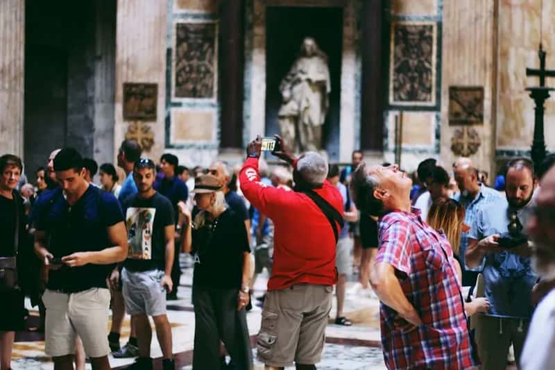 The Bigger Picture: Why We Keep Falling for It (Image Credits: Pexels)