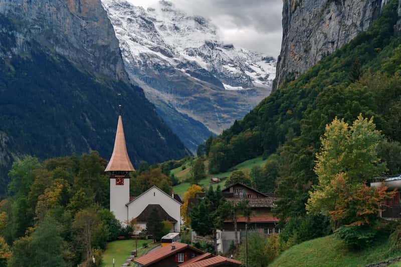 The Jungfrau Region, Switzerland (Image Credits: Unsplash)