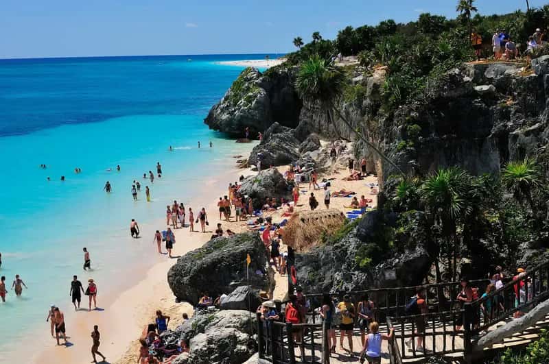 Tulum Has Priced Itself Out of Paradise (Image Credits: Wikimedia)