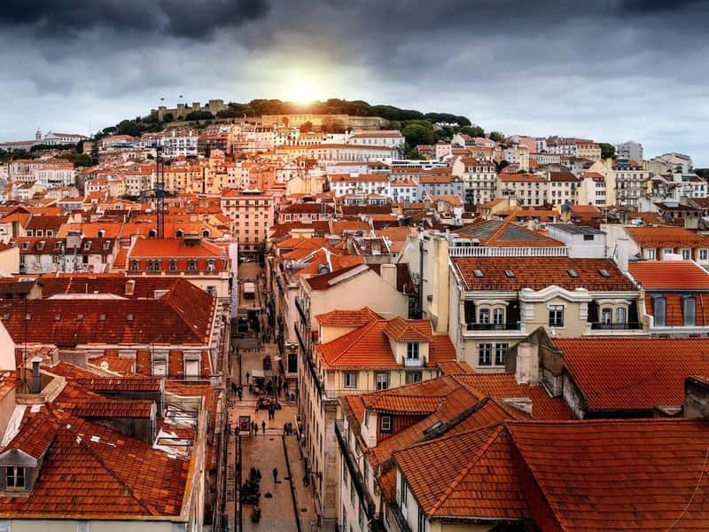 Portugal: Mediterranean Affordability with High English Usage (Image Credits: Rawpixel)