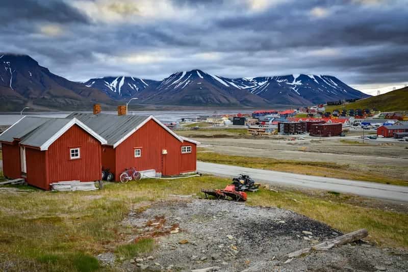 Svalbard: Visa-Free But With a Catch (Image Credits: Unsplash)