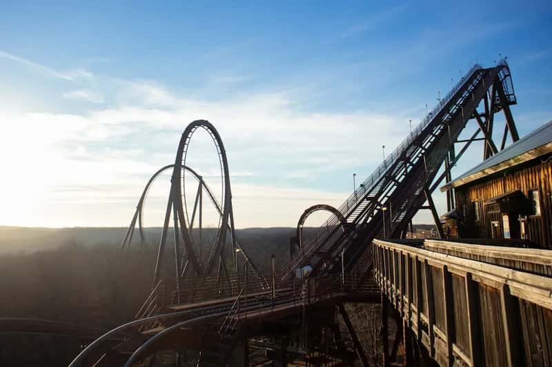 Silver Dollar City, Branson, Missouri - Old-West Charm with Modern Thrills (Image Credits: Unsplash)