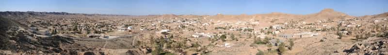 Tourism, Heritage and the Trade Offs (By Pratyeka, CC BY-SA 3.0)