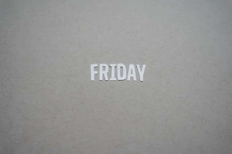 Friday Is the New Cheapest Day to Book, Per the Latest Data (Image Credits: Unsplash)