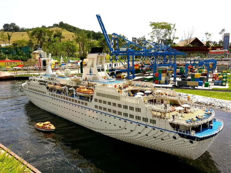 2. Legoland Florida Resort (Image Credits: Pixabay)
