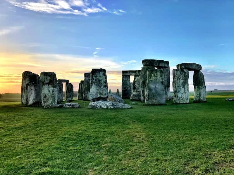 4. Stonehenge, England - The Most Overrated Stones in the World (Image Credits: Unsplash)