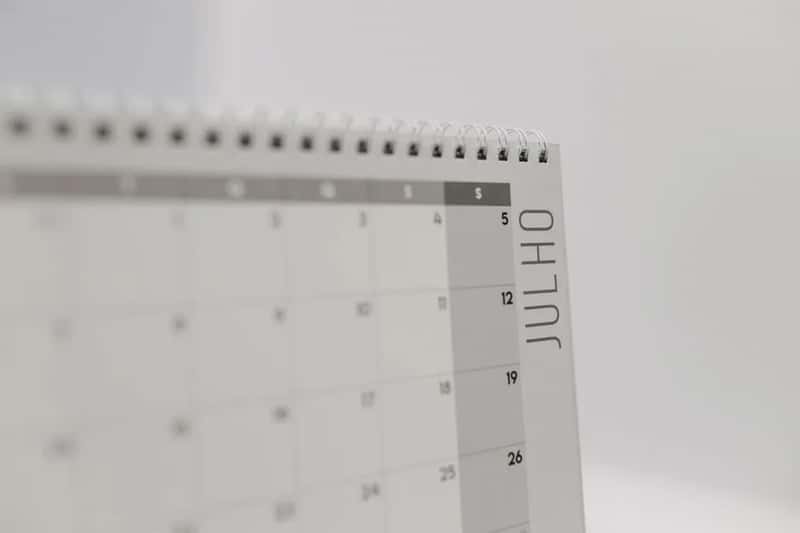 9. Writing dates month first and using the 12 hour clock (Image Credits: Pexels)