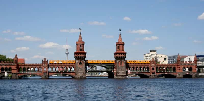 Germany: Berlin's Efficient Underground Excellence (Image Credits: Wikimedia)