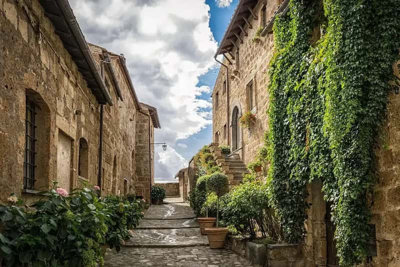 Traditional Architecture Was Built for a Different Climate (Image Credits: Pixabay)