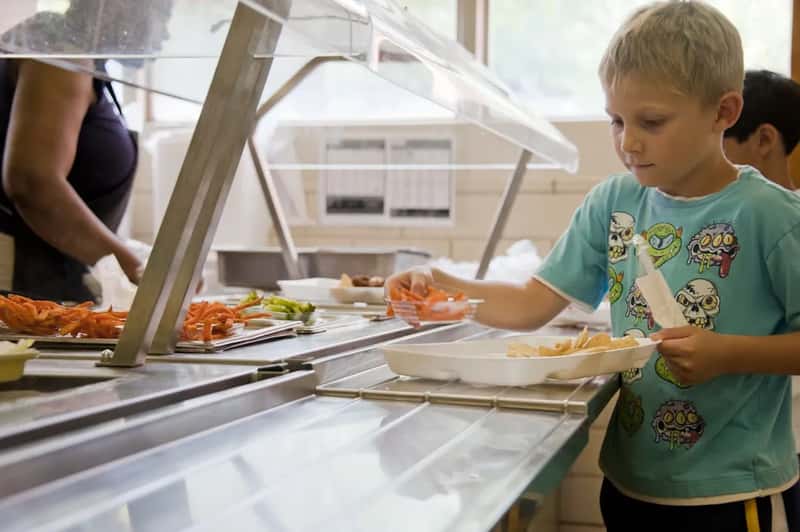 4. Letting kids serve themselves unsupervised (Image Credits: Unsplash)