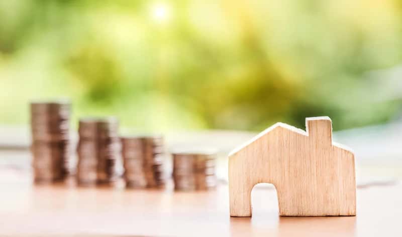 Comparing the Real Price of a Home (Image Credits: Pixabay)