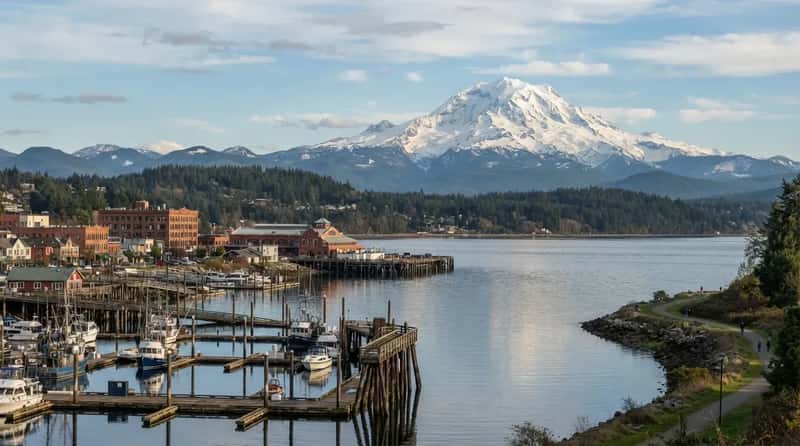 #3 - The Washington Waterfront Town Overshadowed by Its Famous Neighbor (Image Credits: Gemini)