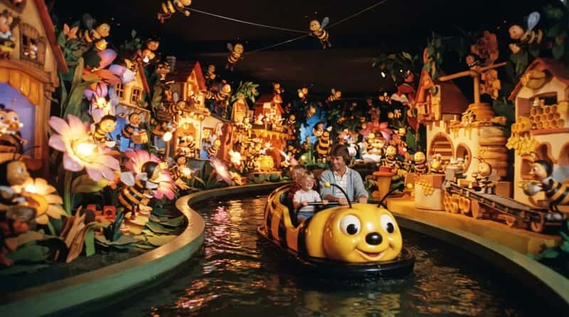 #14 - Apirama: The Bee-Themed Dark Ride That Became a Cult Memory (Image Credits: Gemini)
