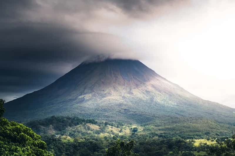 Costa Rica: the pioneer of demilitarization (Image Credits: Unsplash)