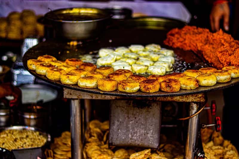 Eating Well and Getting Around for Less (Image Credits: Pixabay)