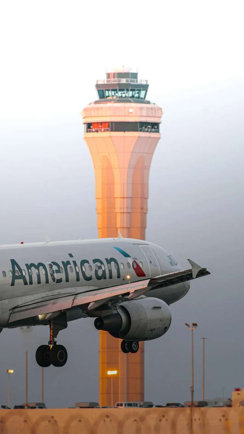 American Airlines (Image Credits: Unsplash)