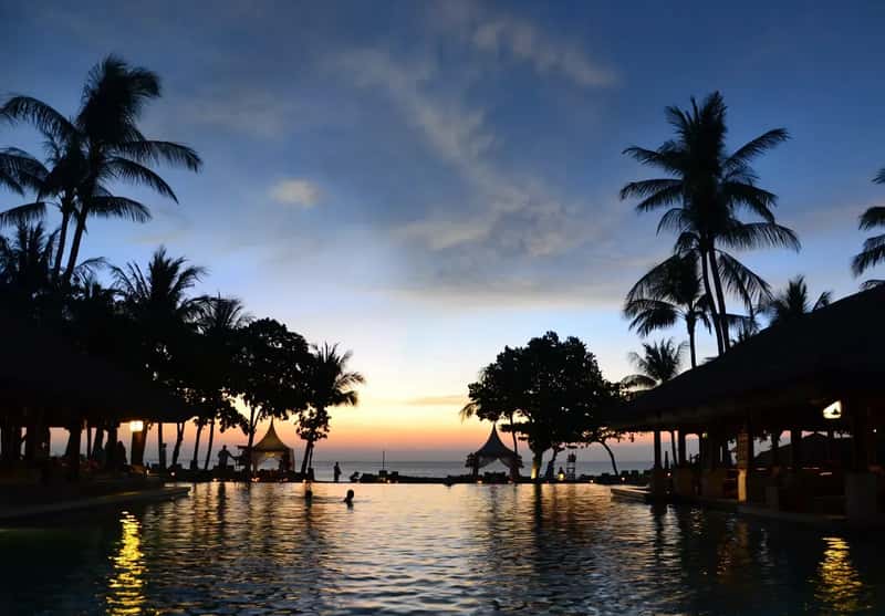 Indonesia: Southeast Asian Hospitality at Its Finest (Image Credits: Wikimedia)