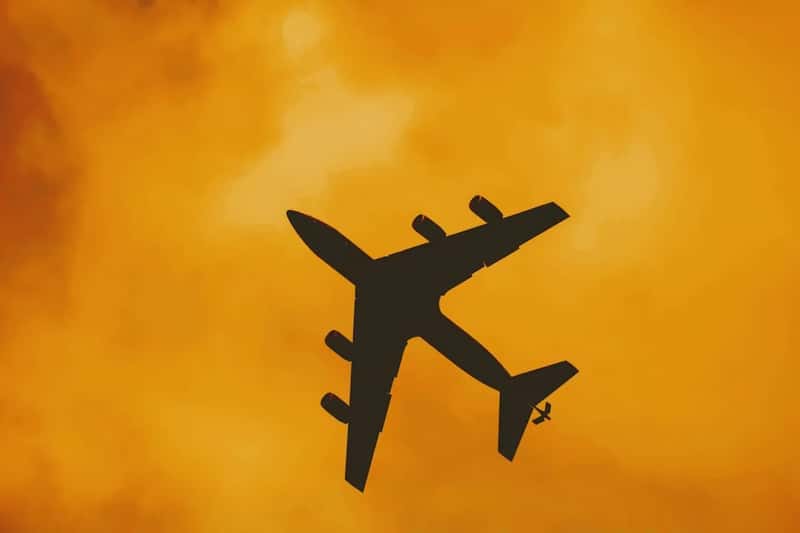 A rare moment of agreement at Farnborough (Image Credits: Unsplash)