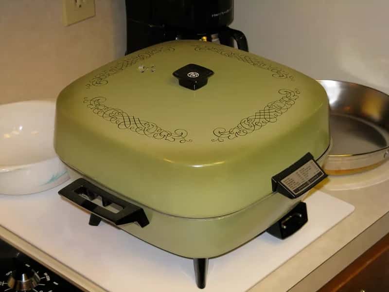 #24 - The Electric Skillet Basically Replaced the Stove for an Entire Generation (theterrifictc, Flickr, CC BY-SA 2.0)