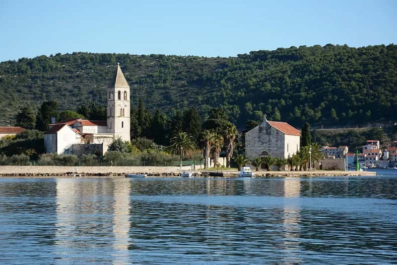 5. Vis Island, Croatia – Deliberately Off the Map (Image Credits: Pixabay)