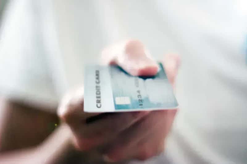 Overpaying with Foreign Transaction Fee Cards (Image Credits: Flickr)
