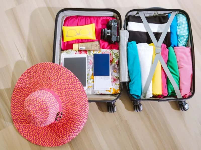 Leaving Small Backup Items at Home to Save Space (Image Credits: Pexels)