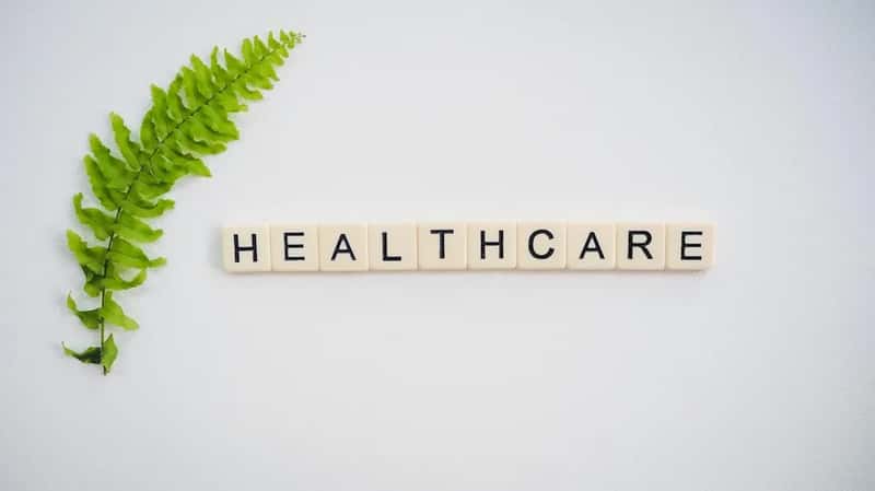 Deductibles and copayments quietly reshape your premium (Image Credits: Unsplash)