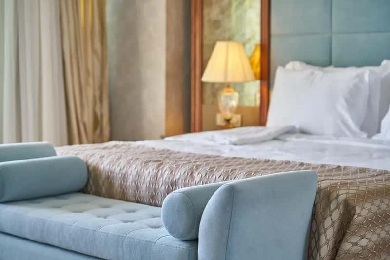 #8 - Housekeeping Staff Are Specifically Told to Watch for Invisible Mistreatment (Image Credits: Pixabay)