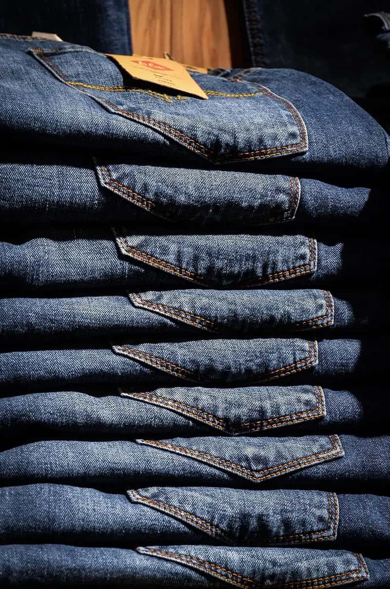 12. Heavy, Bulky Fabrics (Image Credits: Pixabay)