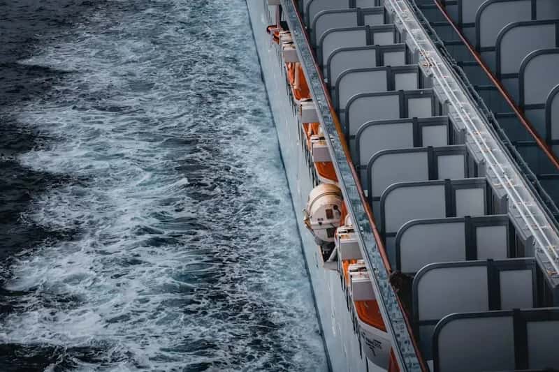 5. The Seasickness Factor (Image Credits: Unsplash)