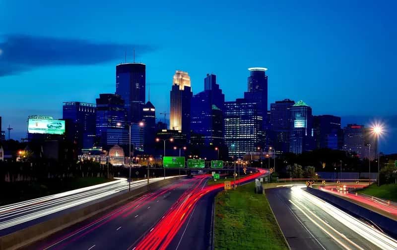 12. Minnesota: Great Healthcare, Real Social Security Tax Bite (Image Credits: Pixabay)