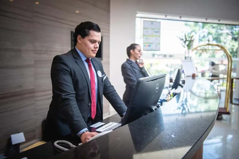 3. They Treat the Staff Like Human Beings (Image Credits: Pixabay)
