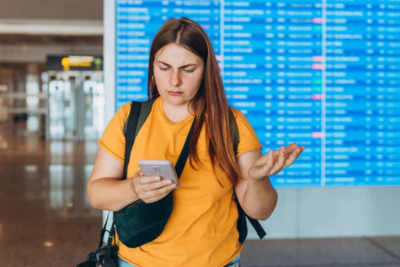 Using data, not vibes: real-time wait-time tools and apps (Image Credits: Shutterstock)