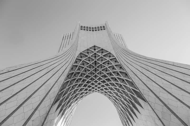 Iran: Political Tensions Overshadow Cultural Hospitality (Image Credits: Pixabay)