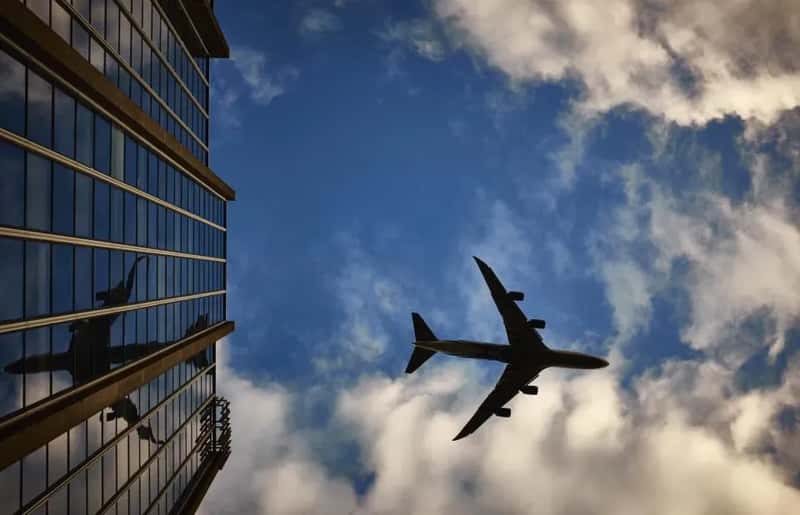 A Quieter Way to Travel (Image Credits: Stocksnap)