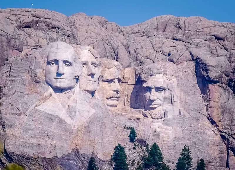 Mount Rushmore: Smaller Than Your Dreams (Image Credits: Wikimedia)