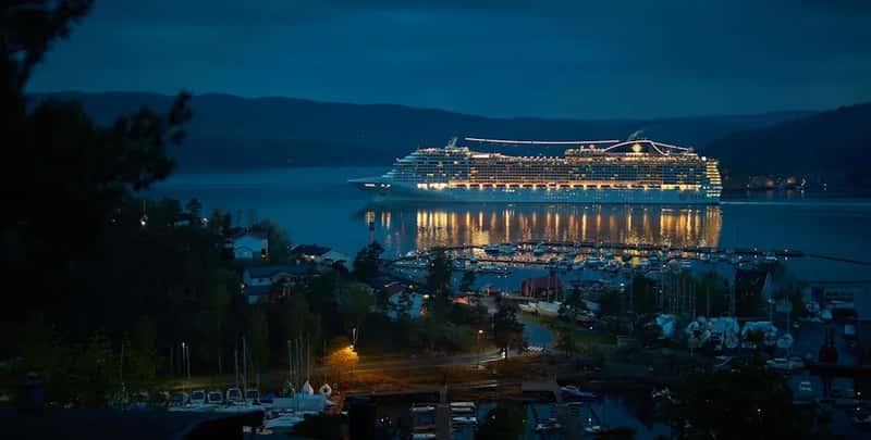 Even the cruise industry is quietly moving away from the old formula (Image Credits: Unsplash)