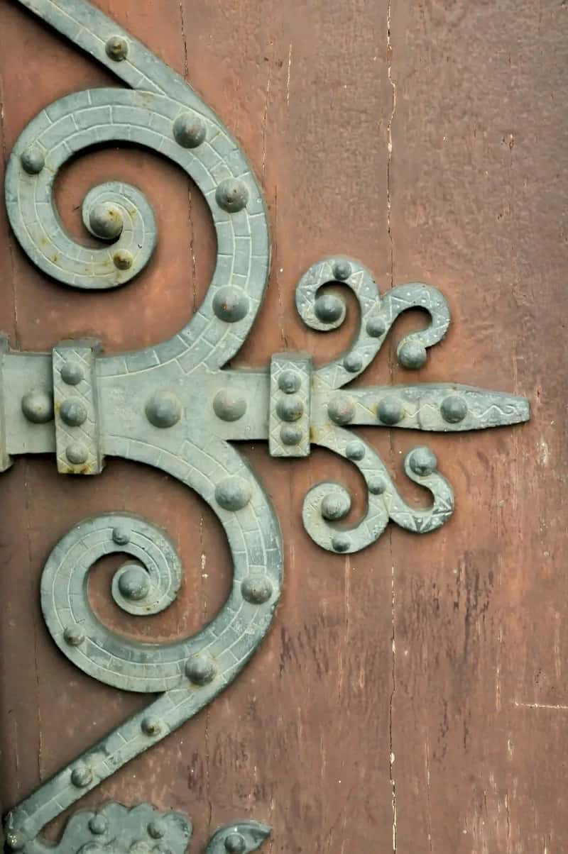 #20 - Brass Fixtures on Everything, Without Exception (Image Credits: Unsplash)