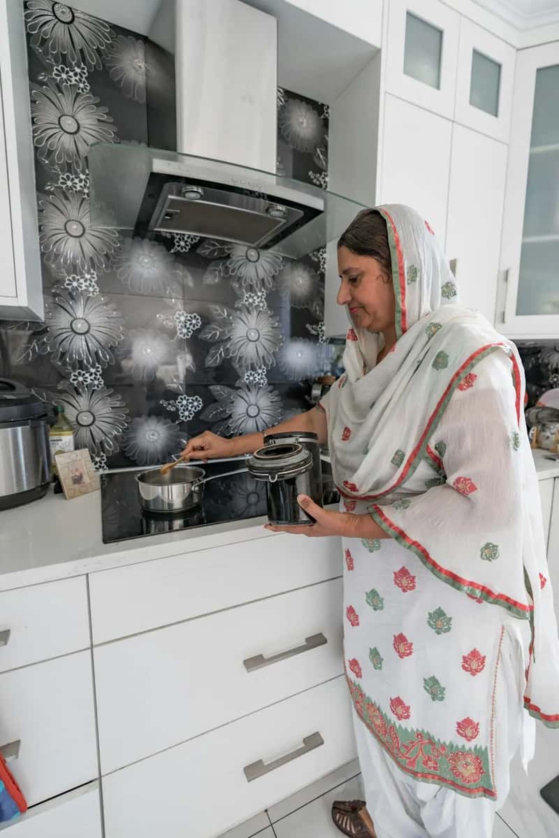 Pakistan: Where Home Cooking Still Wins (Image Credits: Unsplash)