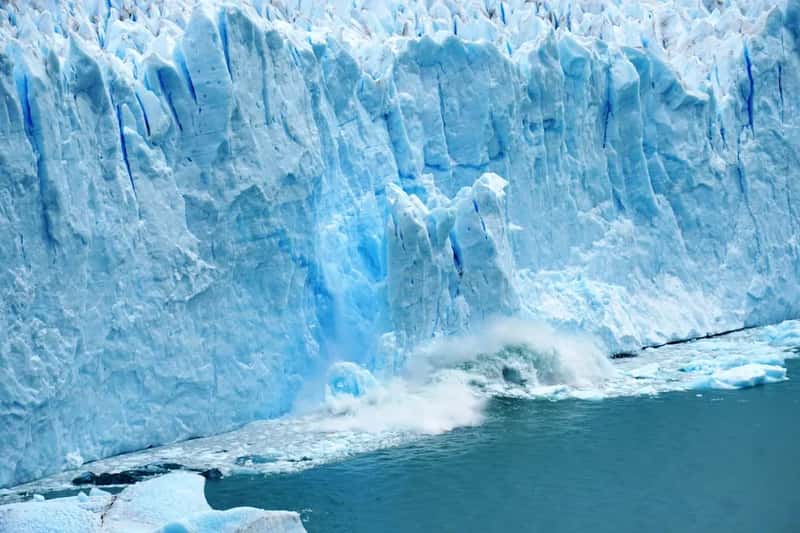Switzerland: glacier meltwater and near-zero treatment (Image Credits: Unsplash)