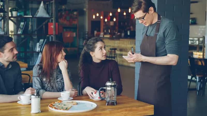 Don't Customize Your Food Order the American Way (Image Credits: Pexels)