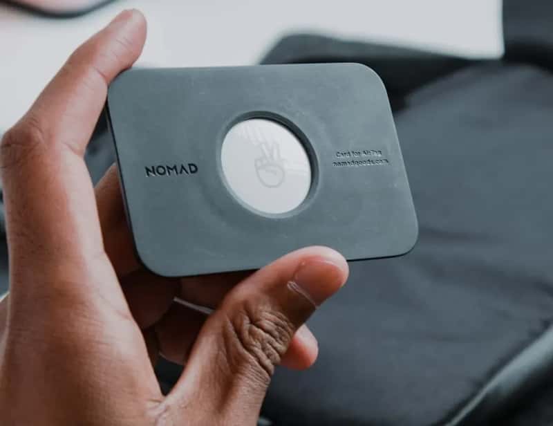 #11 - They Put a Tracker in Every Checked Bag (Image Credits: Unsplash)