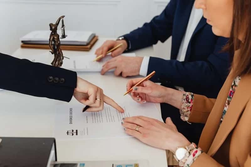 What happens when one heir wants out (Image Credits: Pexels)