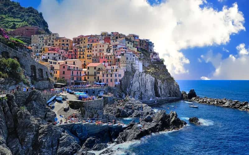 4. Italy: The Flat Tax for Retirees Gets More Complicated (Image Credits: Pexels)