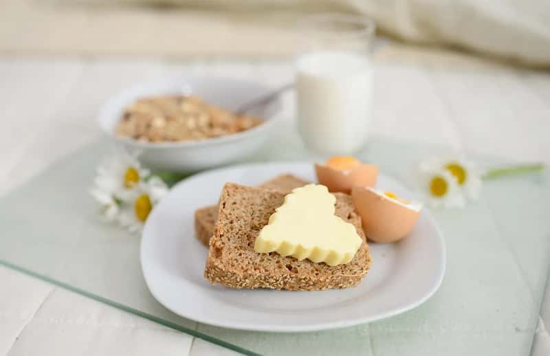 2. They Ask Exactly What "Breakfast Included" Actually Means (Image Credits: Pixabay)