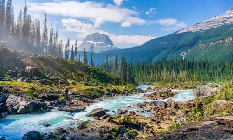 #12 – Glacier National Park, Montana: The Highline Trail's Drop-Offs and the Wind That Never Stops (Image Credits: Unsplash)