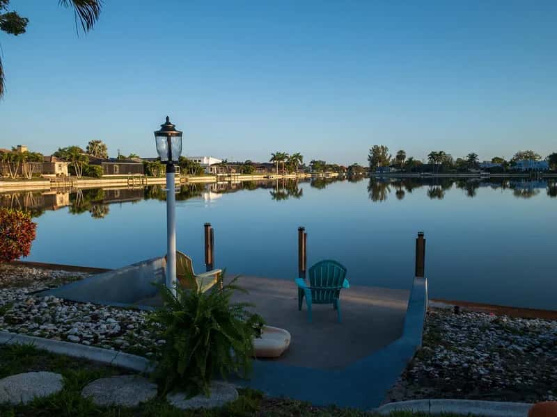 1. Cape Coral - The Canal City Running Out of Buyers (Numinosity by Gary J Wood, Flickr, CC BY-SA 2.0)