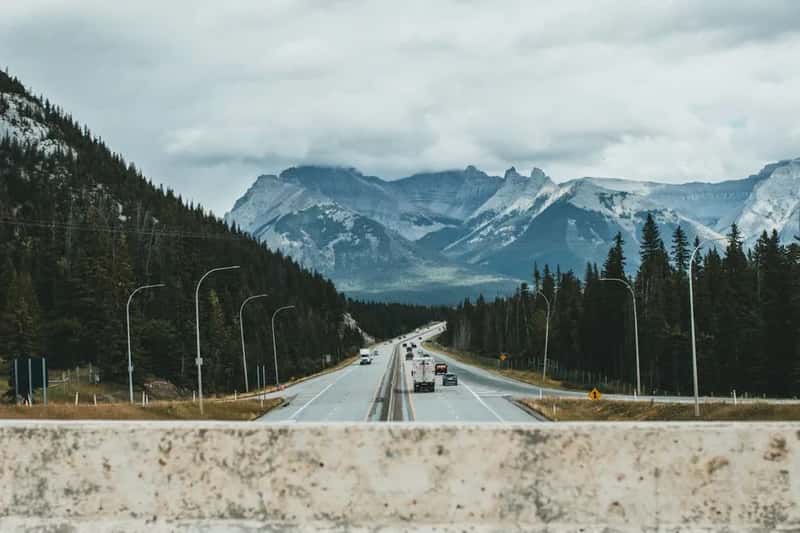 Home Sweet Home: The Domestic Travel Boom (Image Credits: Pexels)