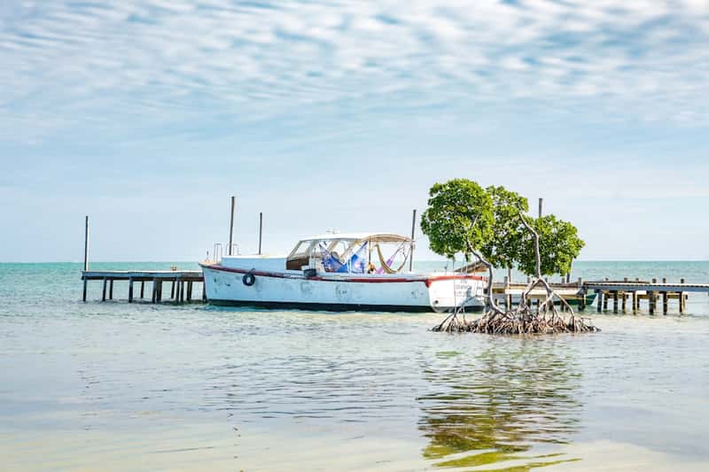 Belize - English-Speaking Caribbean Gateway (Image Credits: Unsplash)