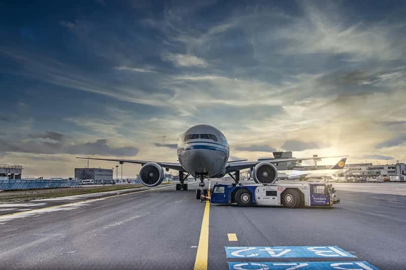Airline-specific patterns complicate a single universal rule (Image Credits: Pixabay)